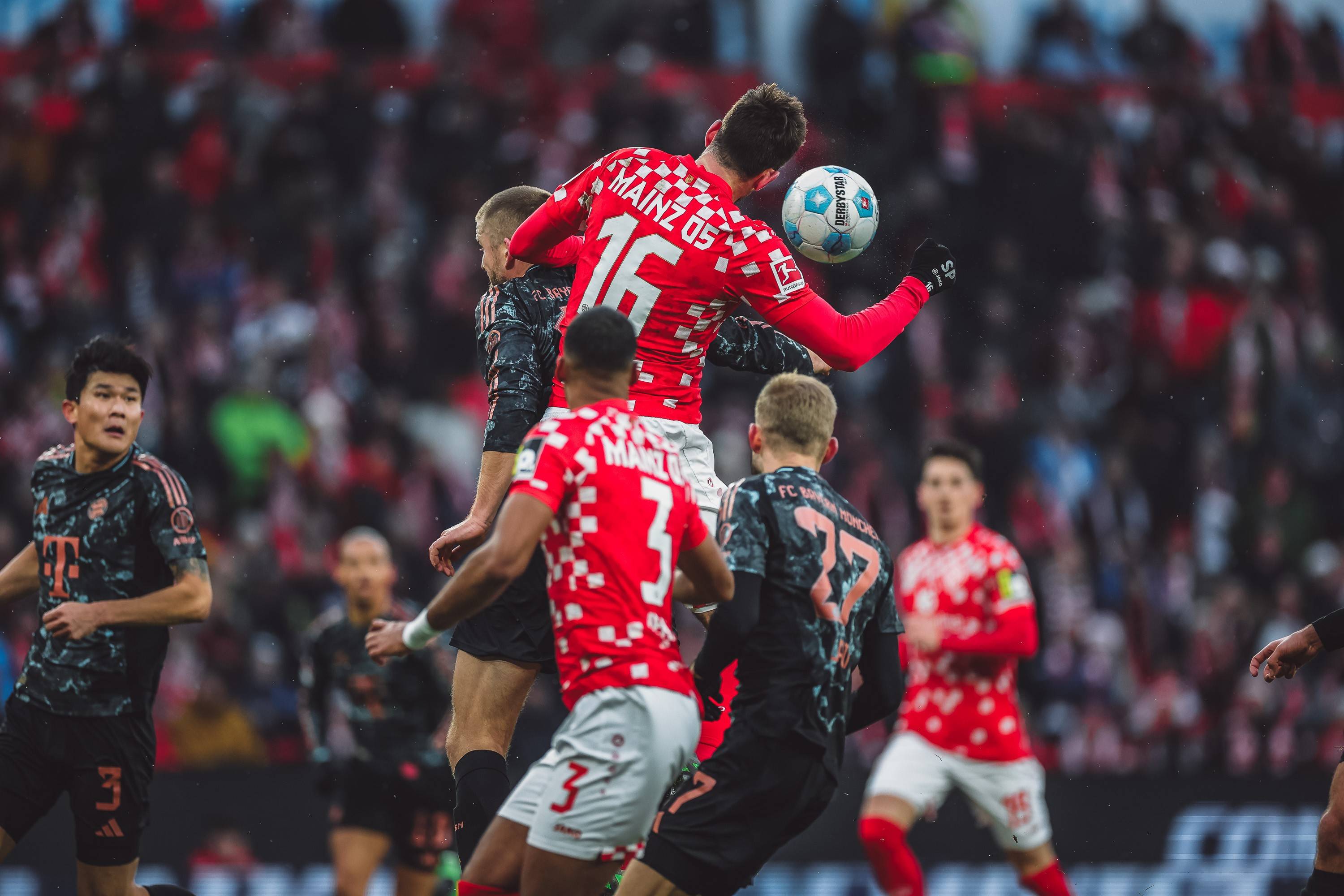 欧联倒计时，AC米兰冲刺阶段迎来里程碑，细节引发关注，质疑声仍在，阵容厚度经受考验的简单介绍-爱游戏娱乐