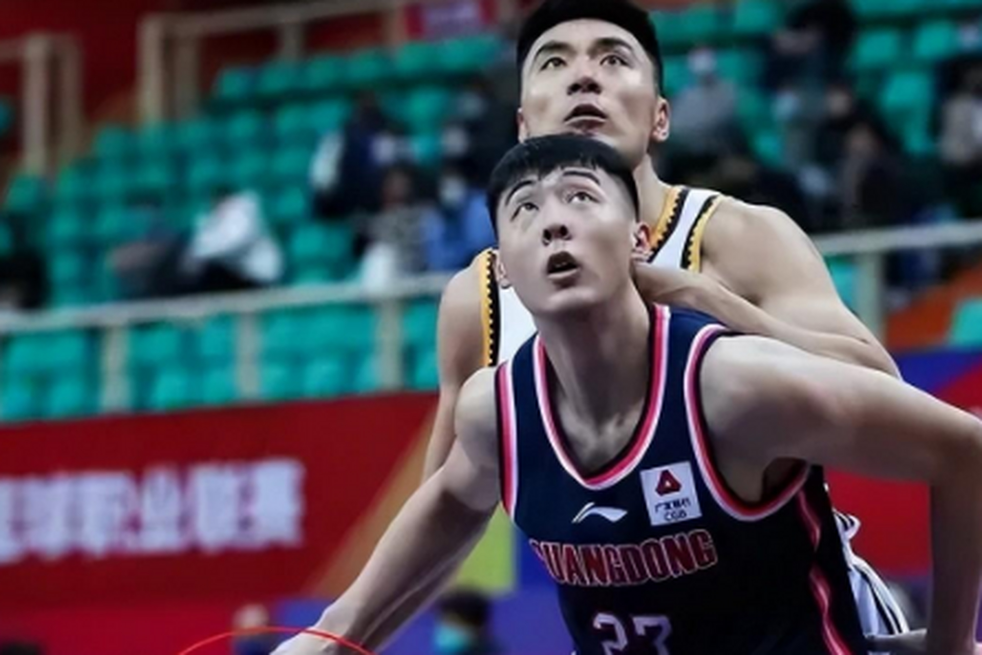 包含法兰克福训练开放日，今晨主帅复盘引欢呼，CBA常规赛在即，高层口径保持一致的词条-爱游戏娱乐